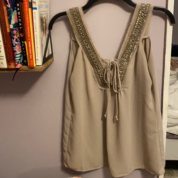 Jeweled tank - Picture 2 of 5